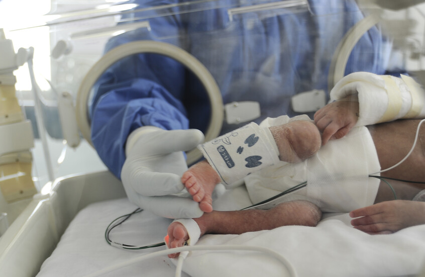 تركيا.. "عصابة الأطفال حديثي الولادة" تتسبب بإغلاق 9 مستشفيات خاصة في اسطنبول (صور)