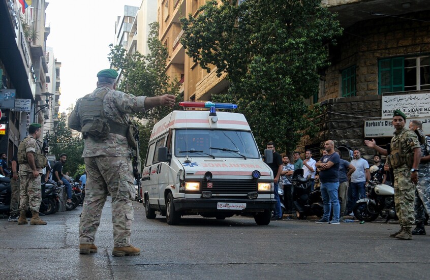 الجيش اللبناني: مقتل 3 عسكريين في استهداف آلية للجيش جنوب البلاد (صورة)