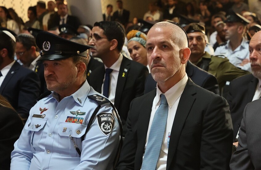 إعلام عبري: رئيس الشاباك زار القاهرة وبحث تجديد مفاوضات صفقة الرهائن مع رئيس المخابرات المصرية