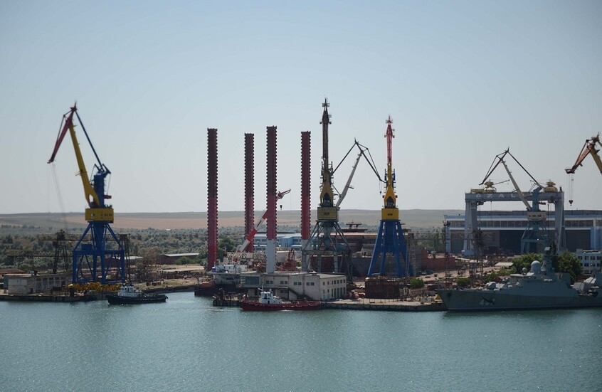 روغوف: الجيش الروسي يقصف بدقة مصنع بناء السفن بمدينة زابوروجيه