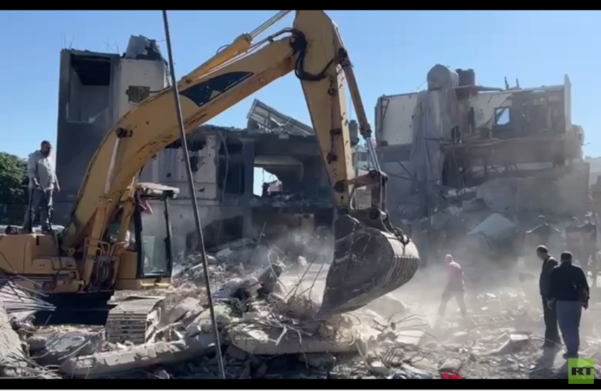 خاص RT: استمرار رفع الأنقاض والبحث عن مفقودين في منطقة الجناح بضاحية بيروت الجنوبية
