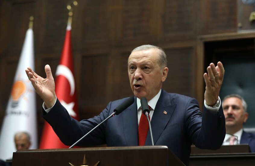 أردوغان يتخذ سلسلة من الإجراءات مع اقتراب "النار الإسرائيلية" من حدود تركيا