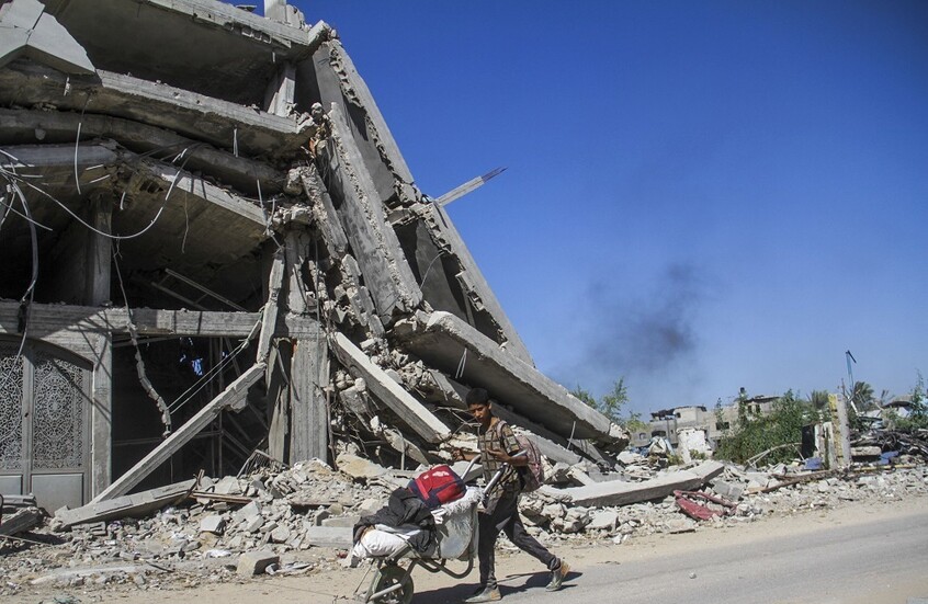 بزشكيان والسيسي يبحثان سبل وقف الحرب في غزة ولبنان