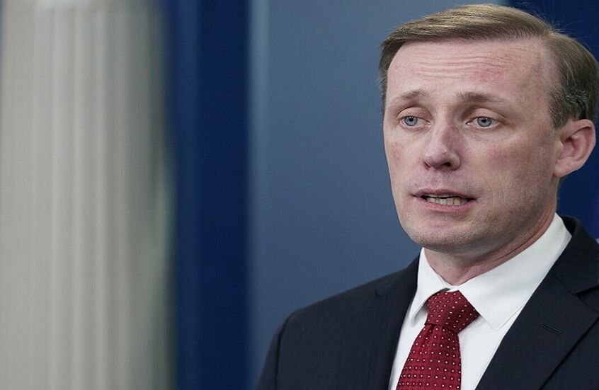 البيت الأبيض يؤكد أن الولايات المتحدة تنافس الصين بـ