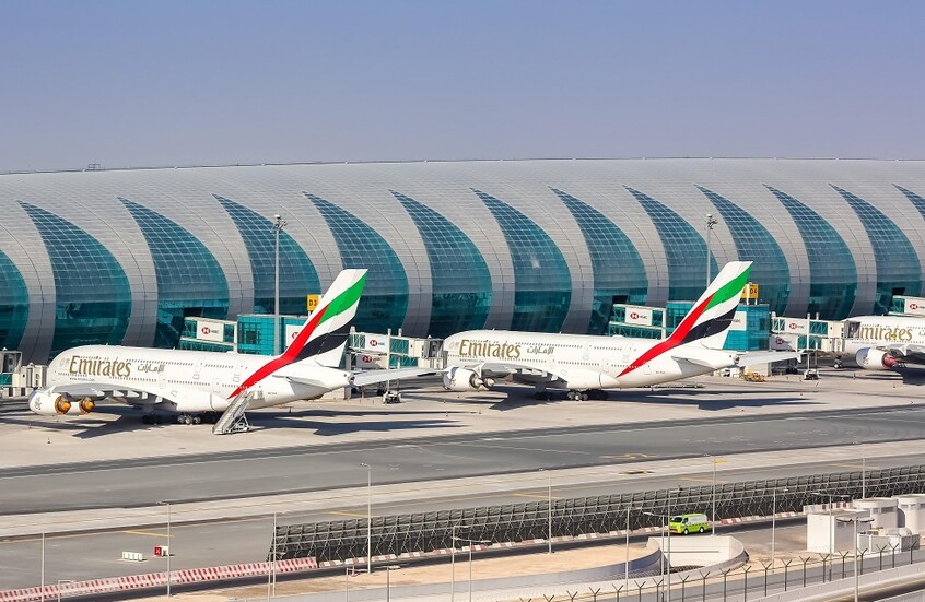 شركات الطيران الإماراتية تستأنف رحلاتها إلى إيران