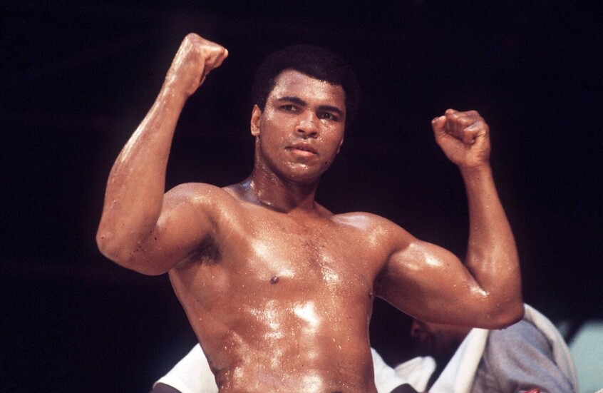 "ضميري ليس مرتاحا لأقتل إخوتي".. عندما حُكم على محمد علي كلاي بالسجن