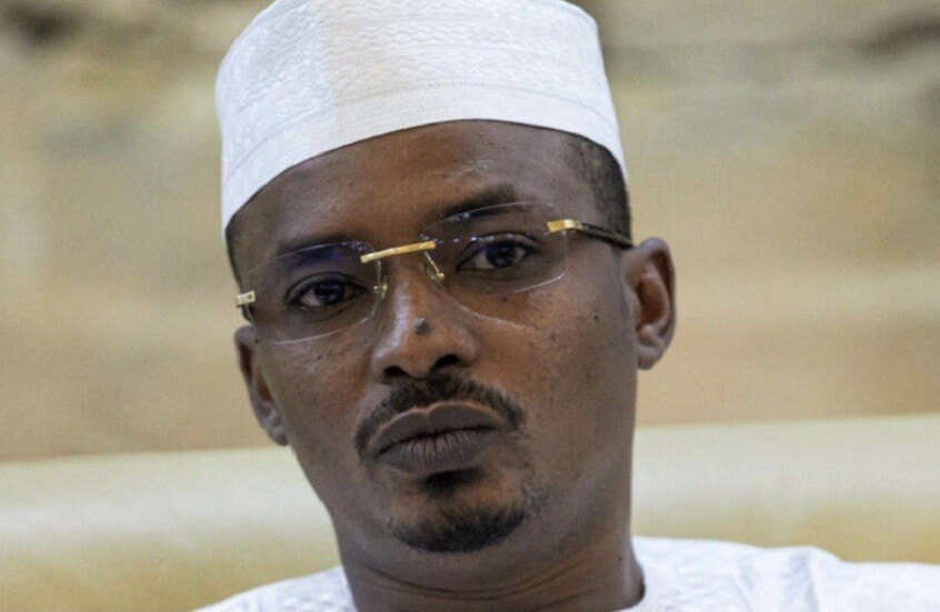 رئيس تشاد يعلن مقتل ما لا يقل عن 40 جنديا في هجوم على قاعدة عسكرية غرب البلاد (فيديو)