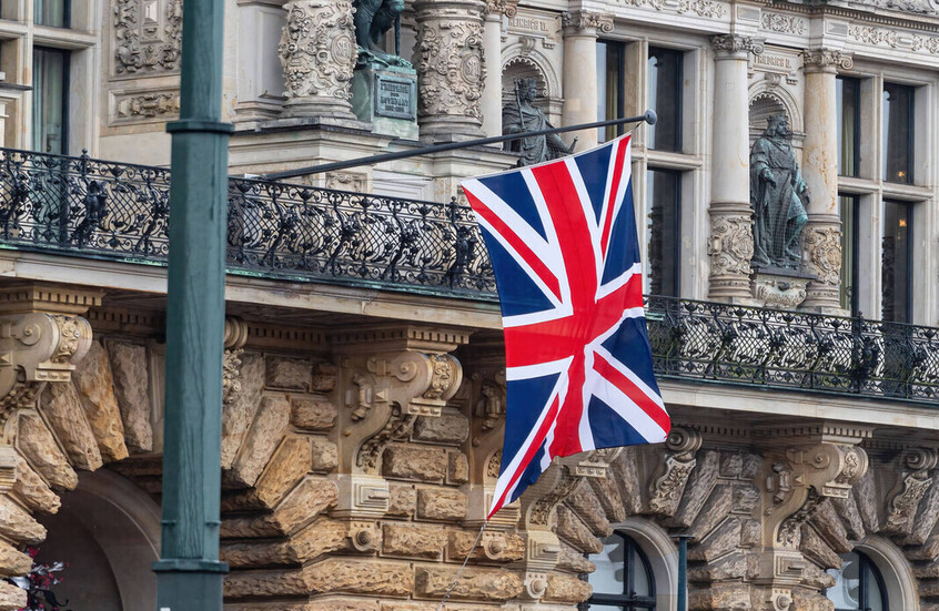 بريطانيا توسع نطاق عقوباتها ضد روسيا