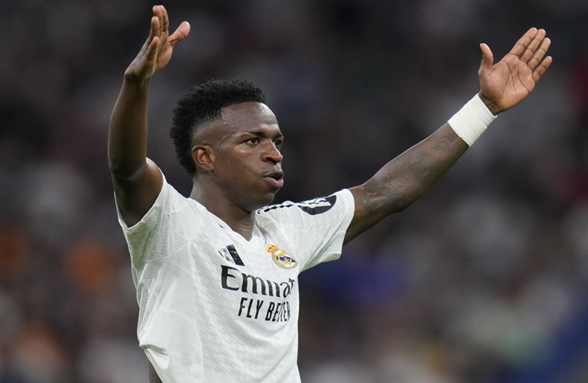 أول تعليق لمنظمي الكرة الذهبية على أنباء عدم تتويج فينيسيوس بالجائزة