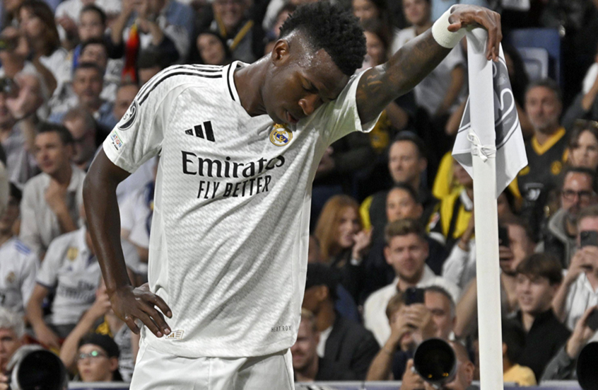 "لا علاقة له بكرة القدم".. ريال مدريد يحدد سبب حرمان فينيسيوس من الكرة الذهبية
