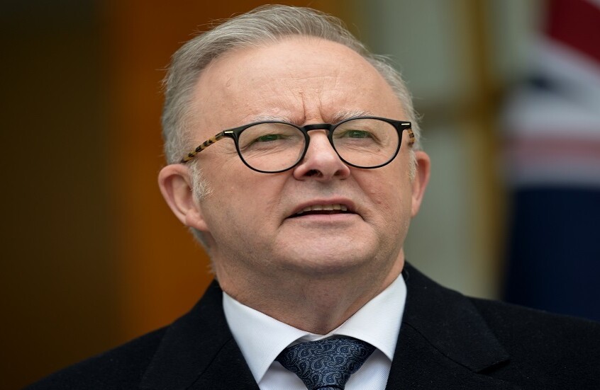 رئيس الوزراء الأسترالي يدفع ببراءته في تهم وجهت إليه حول رحلات طيران شخصية