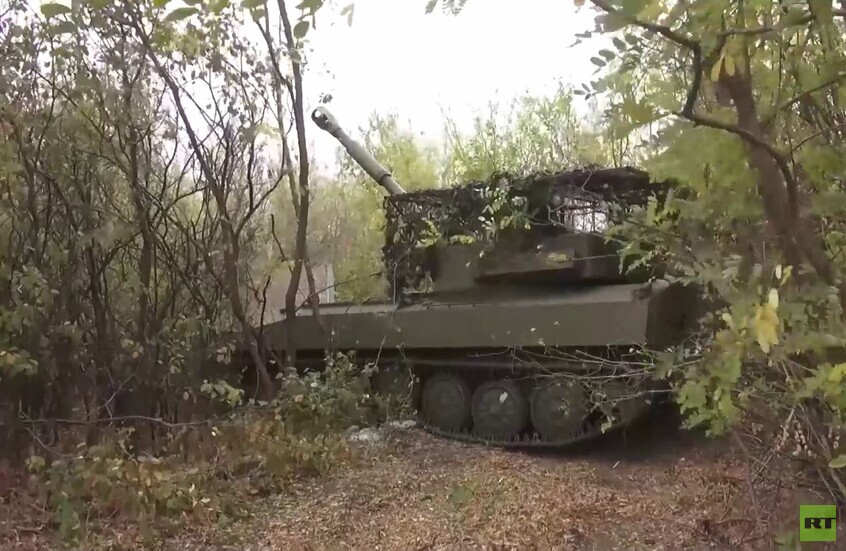 مدفعية قوات "الجنوب" الروسية تدمر تدمر تحصينات قوات كييف