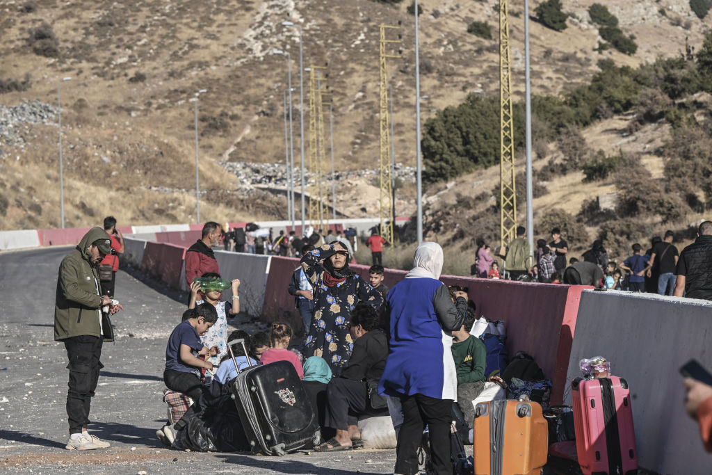 لبنان: توقيف فلسطيني يستغل نزوح السكان ويسرق منازلهم (صور)