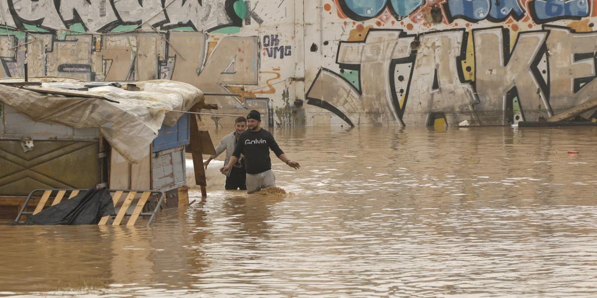 ارتفاع عدد ضحايا فيضانات فالنسيا الإسبانية إلى 62