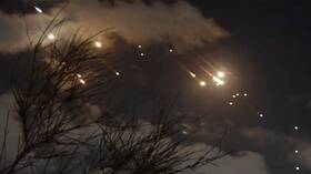 مشاهد لسقوط الصواريخ الإيرانية على تل أبيب (فيديوهات)