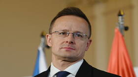 هنغاريا تعطّل خطة الاتحاد الأوروبي لإرسال خبراء عسكريين إلى أوكرانيا