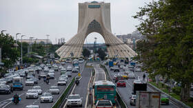 السفارة الروسية في طهران توصي مواطنيها بعدم السفر إلى إيران
