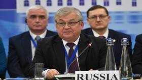 المبعوث الخاص للرئيس الروسي يبحث مع مستشار خامنئي آخر التطورات في الشرق الأوسط