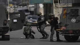 مراسلتنا: إصابة 5 فلسطينيين ومقتل اثنين آخرين خلال اقتحام قوة إسرائيلية مدينة جنين (فيديو)