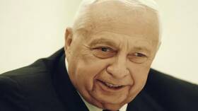 مذابح في لبنان ومعركة مع الأردن.. علامات خطيرة في سجل "البلدوزر"