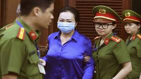 فيتنام.. الحكم بسجن سيدة عقارات مدى الحياة في أكبر قضية احتيال بالبلاد (فيديو)