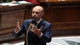 فرنسا تؤكد ضرورة الحوار مع روسيا وتقول إن قوات كييف وضعها صعب على خط الجبهة