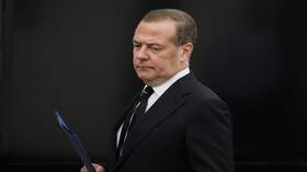 مدفيديف: كلمات ترامب حول مسؤولية زيلينسكي عن بدء الصراع في أوكرانيا مهمة