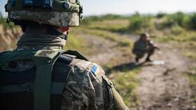 نائب أوكراني: وحدات كاملة من القوات الأوكرانية مستعدة لمغادرة الجبهة لمحاربة عصابة زيلينسكي