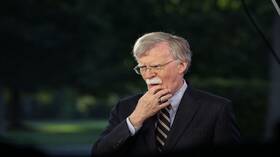 "يوم الحساب النهائي".. الثعلب الأمريكي العجوز يحذر من يوم تضرب فيه صواريخ إيران النووية إسرائيل