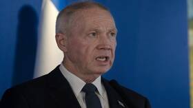 غالانت يتخذ قرارا بشأن جمعية "القرض الحسن" التابعة لحزب الله