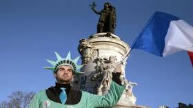 على أرض عربية.. تفاصيل أول عملية قرصنة جوية تنفذها دولة