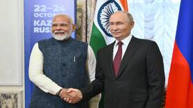 بوتين خلال لقاء مع مودي: سنتخذ قرارات مهمة في "بريكس" لتعزيز المجموعة