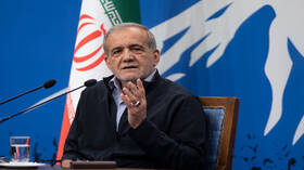 بزشكيان يوجه رسالة حازمة لإسرائيل من روسيا