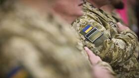 نائب رئيس الأركان الأوكراني السابق يحذر من تطويق آخر لقوات كييف في دونيتسك