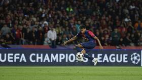 شاهد.. تمريرة بـ"بالمسطرة والقلم" من لامين جمال