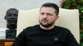 خبير بريطاني: الغرب فقد ثقته بزيلينسكي