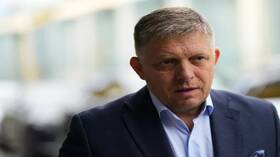 رئيس وزراء سلوفاكيا: أوكرانيا لا تزال بعيدة جدا عن عضوية الاتحاد الأوروبي