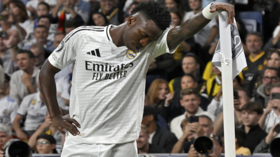"لا علاقة له بكرة القدم".. ريال مدريد يحدد سبب حرمان فينيسيوس من الكرة الذهبية