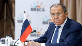 لافروف: روسيا لا تغلق الباب أمام الحوار مع الغرب
