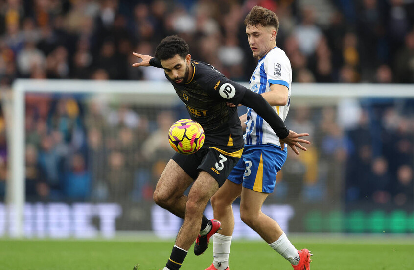 صراع شرس يشتعل بين عملاقي الدوري الإنجليزي الممتاز بسبب نجم الجزائر