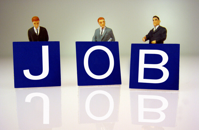 الاقتصاد الأمريكي يضيف وظائف بأدنى وتيرة منذ نهاية 2020