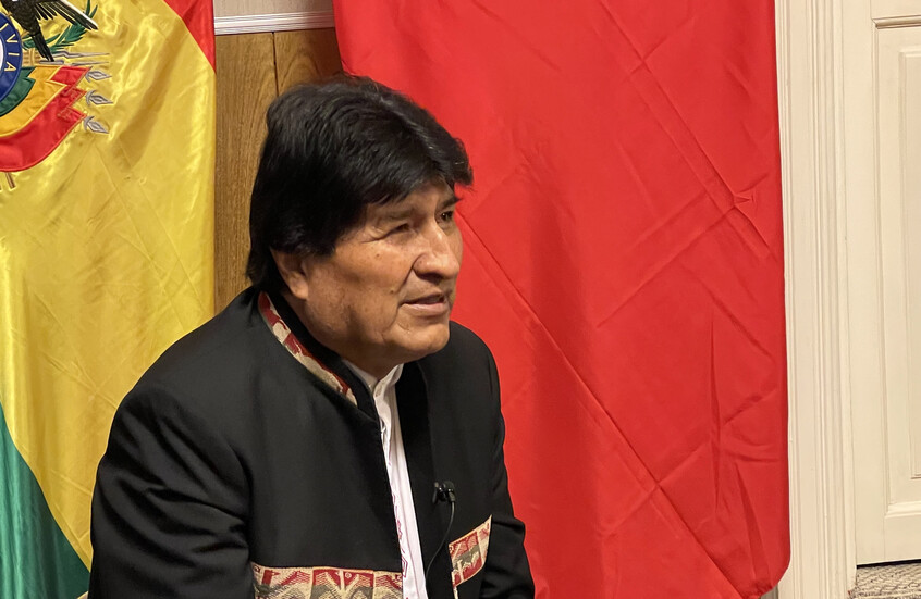 الرئيس البوليفي السابق يبدأ إضرابا عن الطعام وأنصاره يحتجزون نحو 20 جنديا رهائن