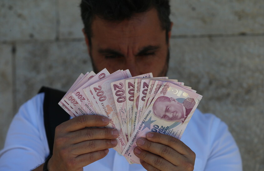 صادرات تركيا تسجل مستوى قياسيا