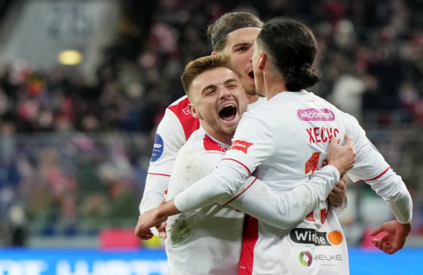 سبارتاك يقهر جاره تسيسكا في ديربي موسكو