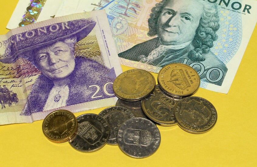 بنك السويد يتخذ قرارا هو الأول في 10 أعوام