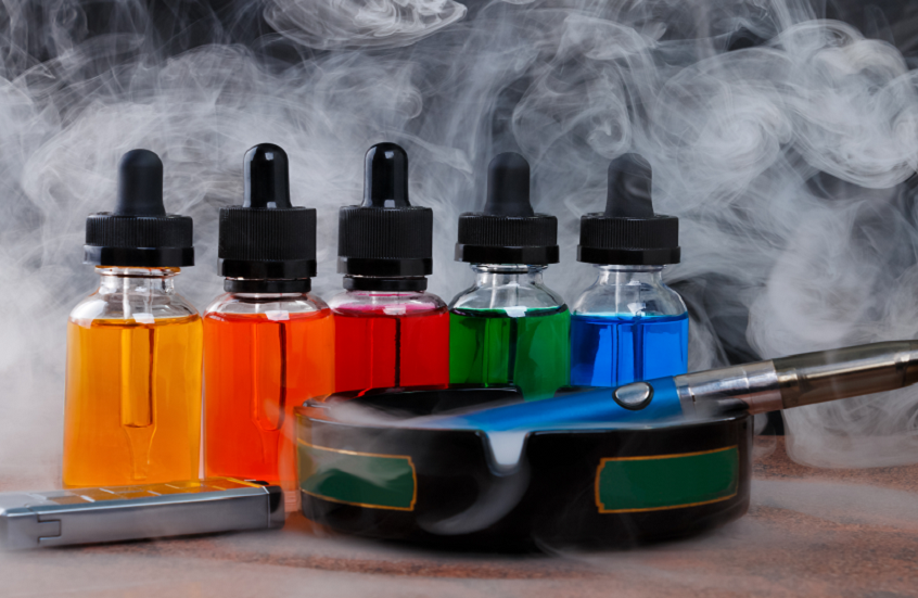 تحذير لمحبي السجائر الإلكترونية.. نكهة محددة قد تكون الأكثر ضررا للرئة!