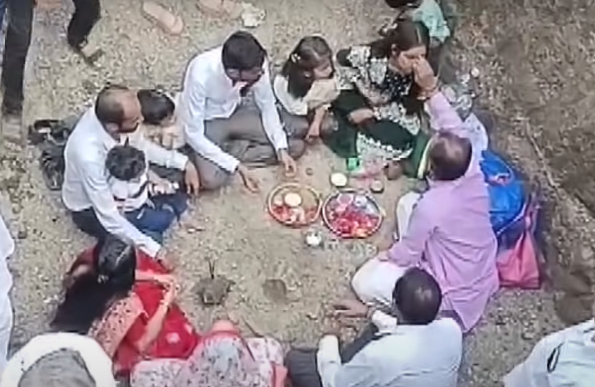 جنازة من "نوع آخر" تثير ضجة كبيرة في الهند (فيديو)