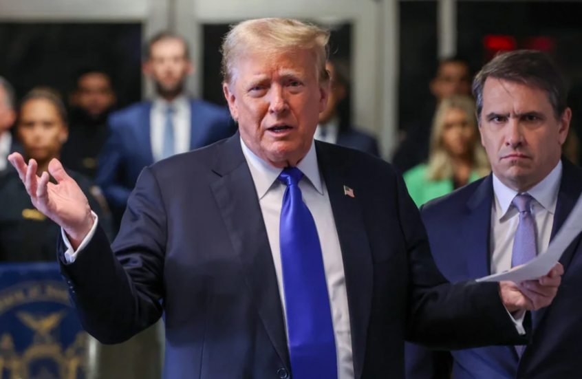 إعلام أمريكي: ترامب يفكر في تعيين محاميه تود بلانش نائبا لوزير العدل