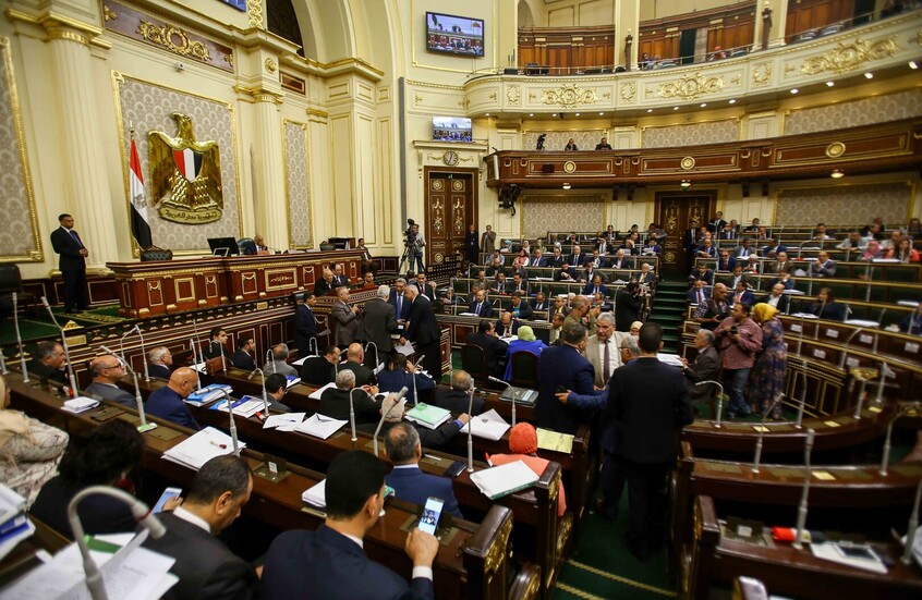 تحرك عاجل في البرلمان المصري بعد فيديو طبيبة النساء المثير للجدل