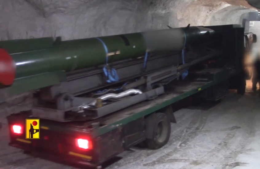 "حزب الله" يبث مشاهد قصف مقر وزارة الدفاع الإسرائيلية بصواريخ باليستية